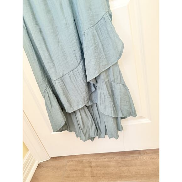 Wishlist Apparel Women’s Smocked Maxi Dress Medium Green NWT - Picture 3 of 4